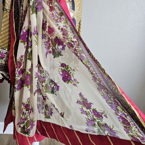 Printed Lawn Shirt with Silk Dupatta Set Beaded Bordered - Picture 7 of 13